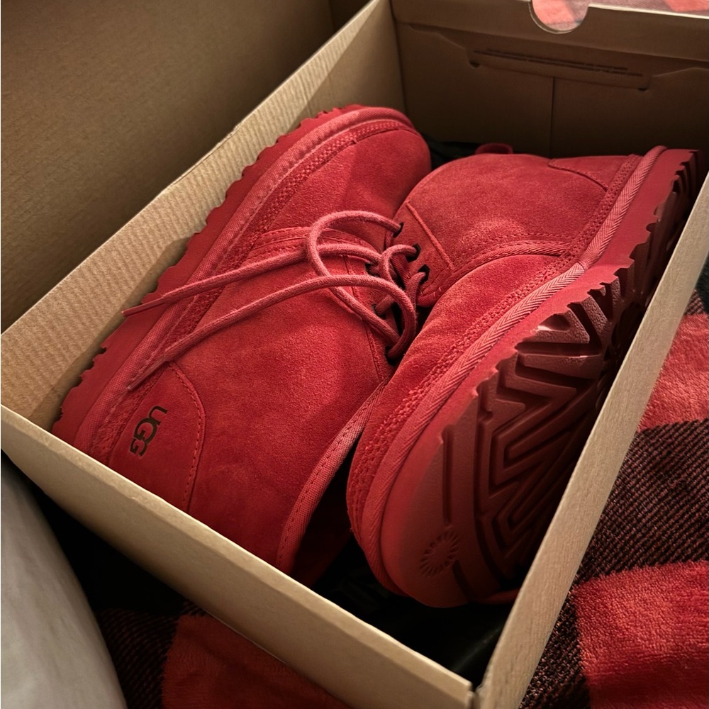 Brand new Uggs - Picture 3 of 4